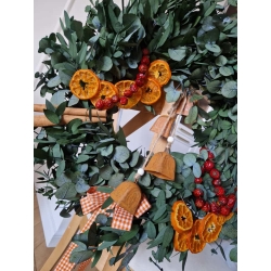 Wianek zimowy świąteczny Stabilizowany Eukaliptus i Pomarańcze 45 cm